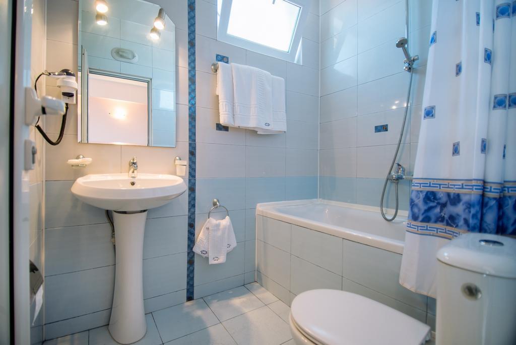 Vromos Guest House เชอร์โนโมเรทส์ ภายนอก รูปภาพ