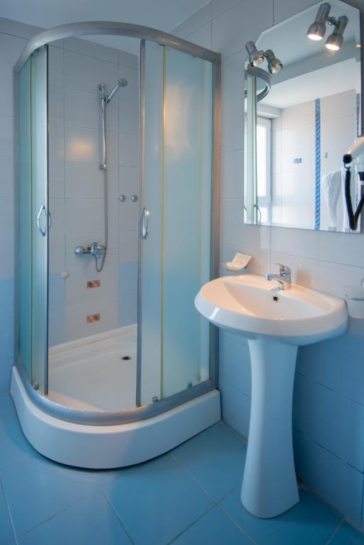 Vromos Guest House เชอร์โนโมเรทส์ ภายนอก รูปภาพ