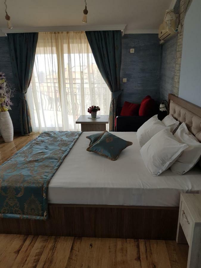 Vromos Guest House เชอร์โนโมเรทส์ ภายนอก รูปภาพ